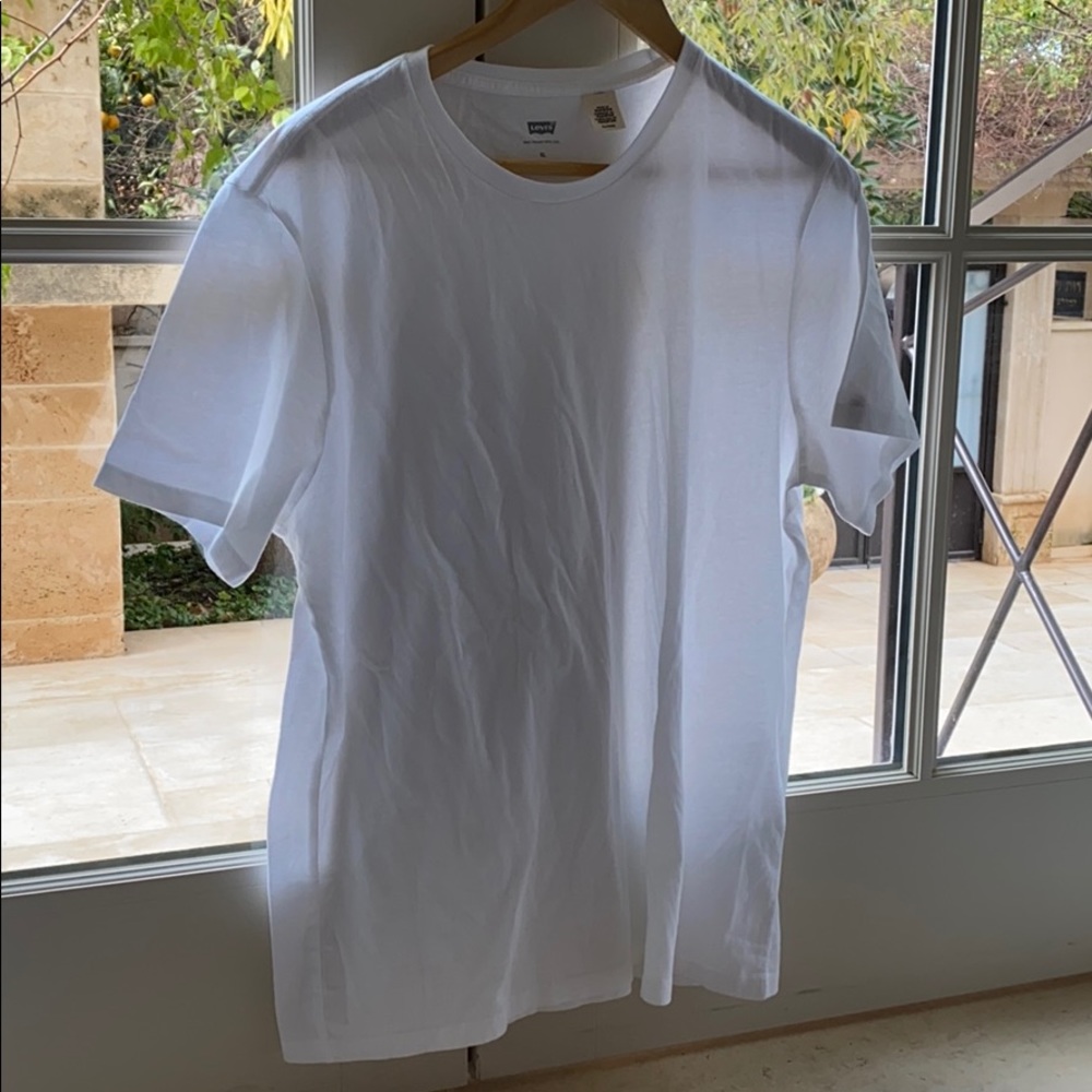 Men’s tee